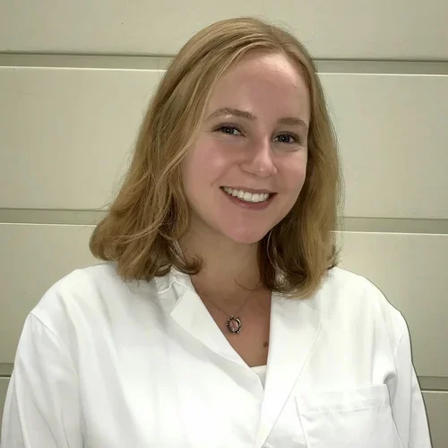 Headshot of Olivia Young