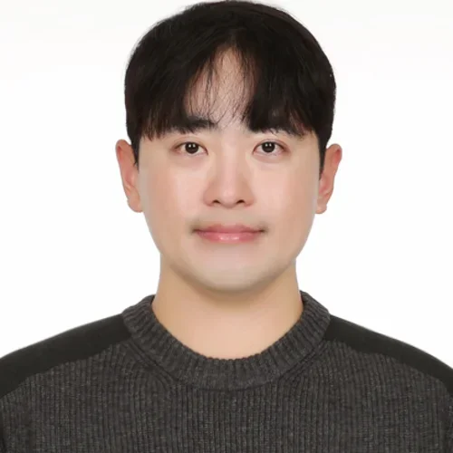 Headshot of Dongwook Wi